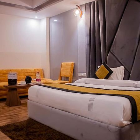 Hotel Airport City Near Delhi International Airport Ню Делхи Екстериор снимка
