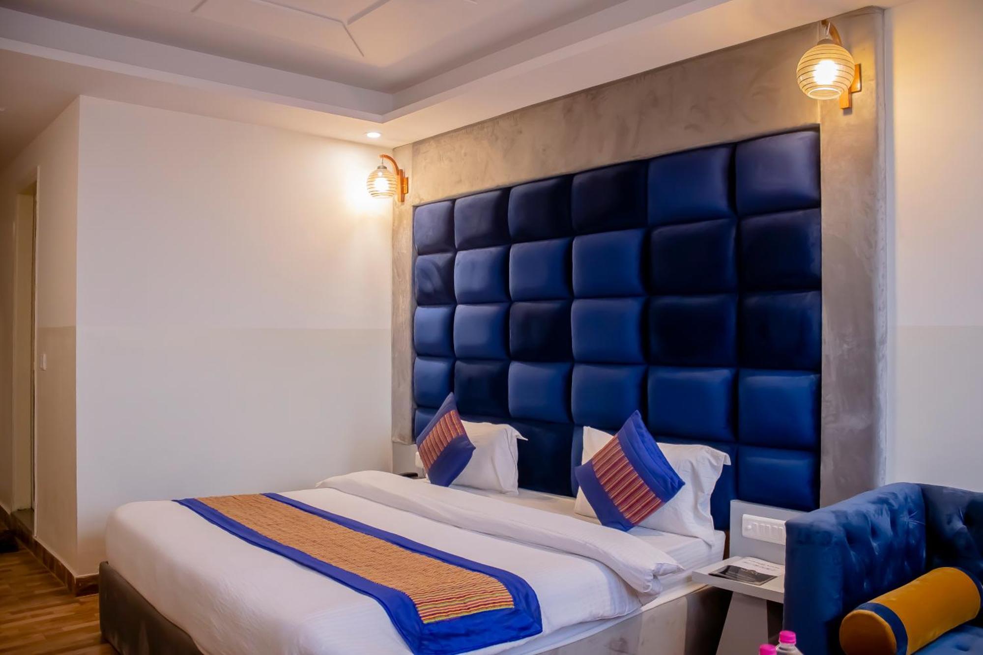 Hotel Airport City Near Delhi International Airport Ню Делхи Екстериор снимка