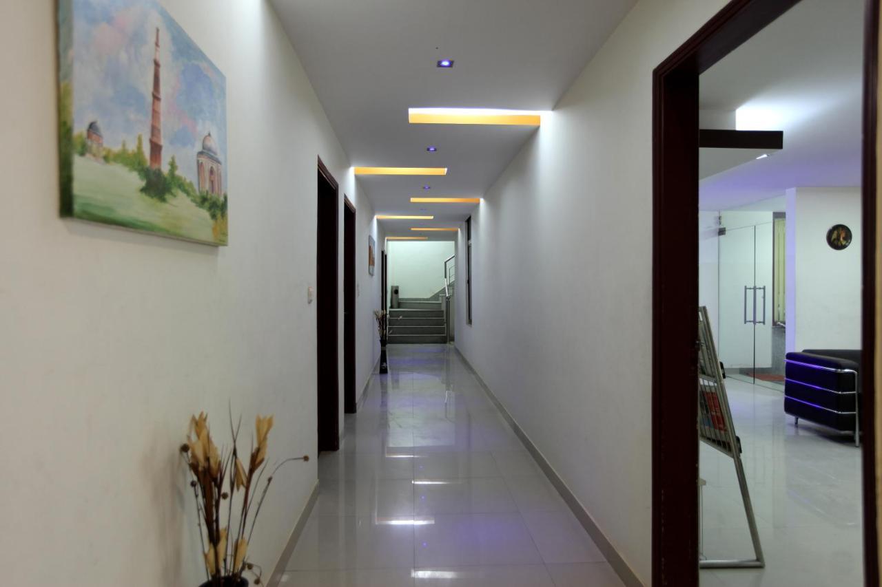 Hotel Airport City Near Delhi International Airport Ню Делхи Екстериор снимка